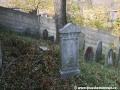 Opuštěný Židovský hřbitov v Osoblaze poskytuje místo posledního odpočinku více než třem stovkám předků... | 5.11.2011