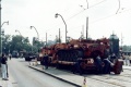 Kotvící tanky již nejsou u Národního divadla třeba. | srpen 2002