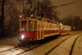 Pohlednice 049: Souprava historických vozů #2210+#1522 s vánoční výzdobou u Pražského hradu