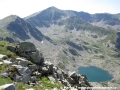 Ha, po šesti dnech putování je tu.  Nalevo vrchol Parangul  Mare (2519 m. n. m.), nejvyšší bod naší pouti. | 19.–26.7.2009