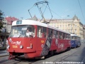 Na dalším snímku z Letenského náměstí je vidět pouze tramvaj – souprava T3SUCS ev.č.7234+7235 v celovozové reklamě EuroTel na lince 1. | 17.8.1998