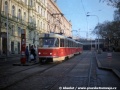 Poslední snímek dvojice vozů T3M ev.č.8102+8103 na lince 5 pochází ze zastávky Hlavní nádraží. Vozy na snímku dosud jezdí, ale trať v zastávce již prošla rekonstrukcí | 21.12.1997