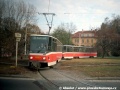 Linku 33 provozovala výhradně vozovna Motol a pro provoz byly vybrány vozy T6A5. Na snímku ze smyčky Dvorce je souprava vozů T6A5 ev.č.8683+8684 | 15.11.1997