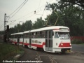 Další snímek soupravy T2R ev.č.22+23 ze zastávky Vratislavice, výhybna. Nátěr soupravy symbolizuje výročí 100 let MHD v Liberci, v rámci kterého se zvláštní jízda tramvají T2R do Jablonce konala | 23.8.1997
