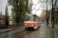 Poslední snímek patří tramvaji KT8D5 #297, vyjíždějící přes centrum Pražskou ulicí z vozovny na linku 4. | 29.10.1998