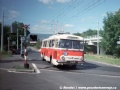 Konečně jiný trolejbus - vůz 9TrHT ev.č.105 na lince 13 na železničním přejezdu poblíž zastávky Bílinská | 30.8.1997