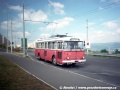 Trolejbus 9TrHT28 ev.č.11 na lince 13 přijíždí do druhé smyčky - na Novou Ves | 30.8.1997
