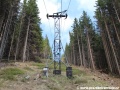 Nosná podpěra č.8 dolního úseku lanové dráhy na Sněžku obsahuje v kladkové baterii pro každé lano 4 kladky vedoucí lano. | 30.4.2012