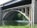 Středový oblouk původního mostu se čtyřmi betonovými pásy. | 22.5.2011