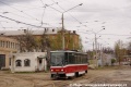 Tramvaje T6A5 působí v některých zákoutích Charkovské tramvajové sítě velmi moderně. Vůz #4543 (ex #8618) byl zachycen na lince 27. | 2017