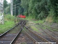 Koleje úzkorozchodné železnice se vplétají do koleje normálněrozchodné železnice a oba rozchody pokračují jako tříkolejnicová splítka | 30.7.2008
