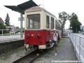 Mr.Cross ladně pózuje na stupačkách osobního vozu Balm/u a představuje si, jak bude nastupovat na stanoviště řidiče vozu 15T ForCity | 30.7.2008