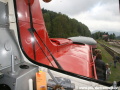 Výhled strojvedoucího z jeho stanoviště na lokomotivě T426.001. | 10.9.2011