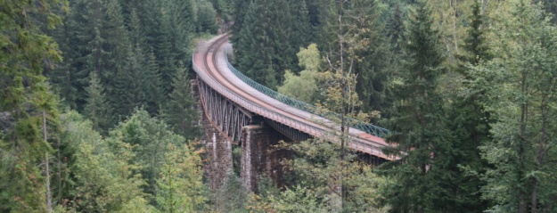 Jizerský most přes Jizeru mezi Kořenovem a Harrachovem. | 10.9.2011