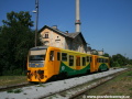 Regionova 914.122-7+814.122-8 na lince S65 v prostoru nádraží Praha-Jinonice. | 8.7.2010