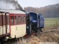 Parní lokomotiva U57.001 uhání v čele zvláštního vlaku krajinou Osoblažska. | 5.11.2011