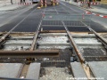 Konec původního svršku tvořeného velkoplošnými panely BKV a začátek nového, systému w-tram. | 29.7.2011