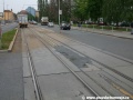 Totálně rozpadlý mezikolejový panel u zastávky Invalidovna se samozřejmě také dočkal výměny. | 27.4.2011