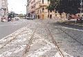 Pozůstatky kolejové větve křižovatky Opletalova v pohledu k Hybernské ulici