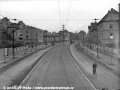 Celá trať v ulici V Holešovičkách byla zřízena bezžlábkovými kolejnicemi NP5 | 1936