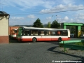 Karosa 2070.23 City Bus odstavená u vjezdu do garáže Dejvice. | 16.9.2004