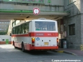 Karosa B732.1658 #7073 doplňuje palivo v prostoru čerpací stanice garáže Dejvice. | 16.9.2004