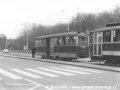 Ve výstupní zastávce byl vlečného vozu ev.č.1405 byl právě odpojen motorový vůz ev.č.2204. | 11.3.1973