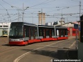Prototyp vozu Škoda 15T ForCity ve vozovně tramvají | 9.4.2009