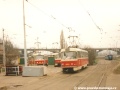 Souprava vozů T3 ev.č.6525+6373 odstavená ve smyčce Nádraží Braník je objížděná soupravou vozů T3 ev.č.6594+6598 na lince 36. | 5.3.1997
