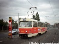 Sólo vůz T3 ev.č.6649 vypravený na linku 37 stanicuje v zastávce Černokostelecká s typicky „hardcore“ strašnickou úpravou označení linky. | 7.9.2000