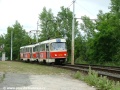 Od zastávky Pobřežní cesta k Přístavišti míří souprava vozů T3 ev.č.6740+6932 vypravená kobyliskou vozovnou na linku 17. | 11.6.2005