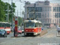 V zastávce Olšanské hřbitovy stanicuje souprava vozů T3 ev.č.6870+6945 vypravená na náhradní linku 30. | 24.7.2006