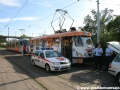 Napojit se chlazenou kofolou přijel k odpočívající Kofola tramvaji ve smyčce Nádraží Braník celý Dopravní podnik | 13.7.2007