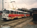 Souprava vozů T3SUCS #7046+#7047 vypravená na linku náhradní dopravy 37 manipuluje na vnější koleji smyčky Kubánské náměstí. | 5.4.1996
