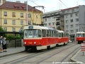 Souprava vozů T3SUCS ev.č.7066+7067 vypravená na linku 7 stanicuje v zastávce Strašnická. | 25.7.2005