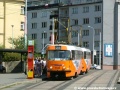 Souprava vozů T3SUCS ev.č.7136+7137 vypravená na linku 26 stanicuje v zastávce Strašnická. | 30.7.2004