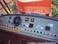 Atypický ovládací panel na stanovišti řidiče vozu T3SUCS-DVC ev.č.7226 nebyl příliš praktický a proto došlo k jeho výměně za standardní provedení. | červenec 1992