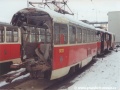 Původní vůz T3M ev.č.8012 těžce poškozený při nehodě na křižovatce Vinice odstavený v Opravně tramvají před sešrotováním. | 15.3.1995