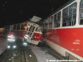 Vykolejený a po střetu s protijedoucí tramvají 26. února 2001 těžce poškozený vůz T3M ev.č.8029 na Brusnici | 26.2.2001