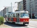 Vůz T3M ev.č.8075 vypravený na linku 31 opustil smyčku Lehovec a míří k zastávce Sídliště Hloubětín. | 16.7.2003