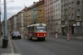 Radlickou ulicí, kde jsou stále viditelné stopy po předchozí opravě tramvajové trati, stoupá k zastávce Laurová vůz T3M #8084 vypravený na linku 7. | 4.10.2008