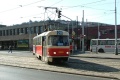 Souprava vozů T3M ev.č.8086+8031 na lince 20 opouští smyčku Smíchovské nádraží. | 21.2.2004