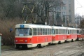 Souprava vozů T3M ev.č.8086+8031 na lince 7 manipuluje na vnější koleji smyčky Kotlářka. | 12.3.2004