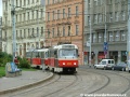 Souprava vozů T3R.P ev.č.8238+8239 vypravená na linku 14 vjíždí do zastávky Těšnov | 3.9.2006