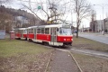 Souprava vozů T3R.P ev.č.8373+8374 vypravená na linku 3 vyčkává na výjezdové koleji ze smyčky Dvorce směr Podolí. | 19.2.2004