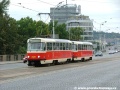 Souprava vozů T3R.P ev.č.8428+8429 vypravená na linku 14 přejíždí Hlávkův most | 3.9.2006