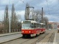 Souprava vozů T3R.P ev.č.8432+8433 vypravená na linku 12 vjíždí do zastávky Libeňský most | 31.3.2005