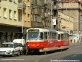 Souprava vozů T3R.P ev.č.8478+8479 vypravená na linku 12 vyčkává na světelně řízené křižovatce Dělnická na signál volno | 21.6.2006