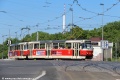 Souprava vozů T3R.P #8522+#8523 vypravená na linku 10 odbočuje křižovatkou Strojimport z Vinohradské ulice do ulice Jana Želivského. | 19. 5. 2013