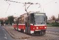 Vůz T6A5 ev.č.8612 na lince 14 u křižovatky Střelničná